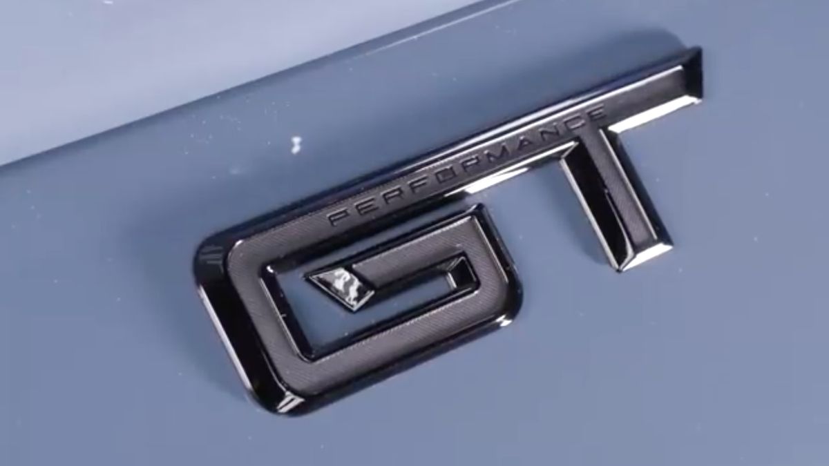 Nový Ford Mustang nejspíš nedostane hybridní ústrojí ani pohon všech kol